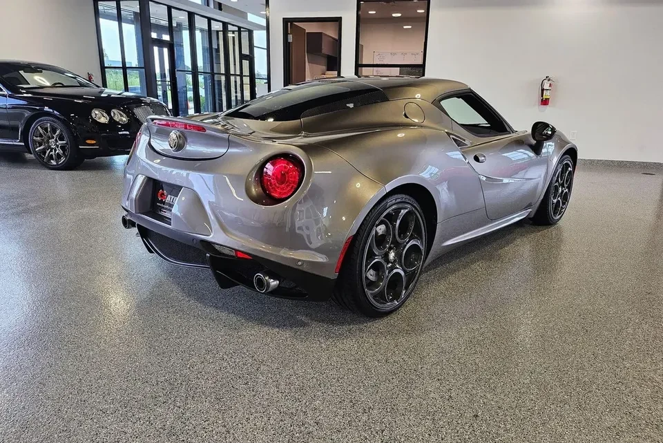 2016 Alfa Romeo 4C - Image 6 of 18