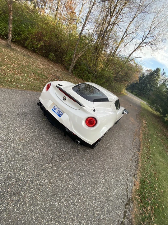 2016 Alfa Romeo 4C Coupe - Image 15 of 31