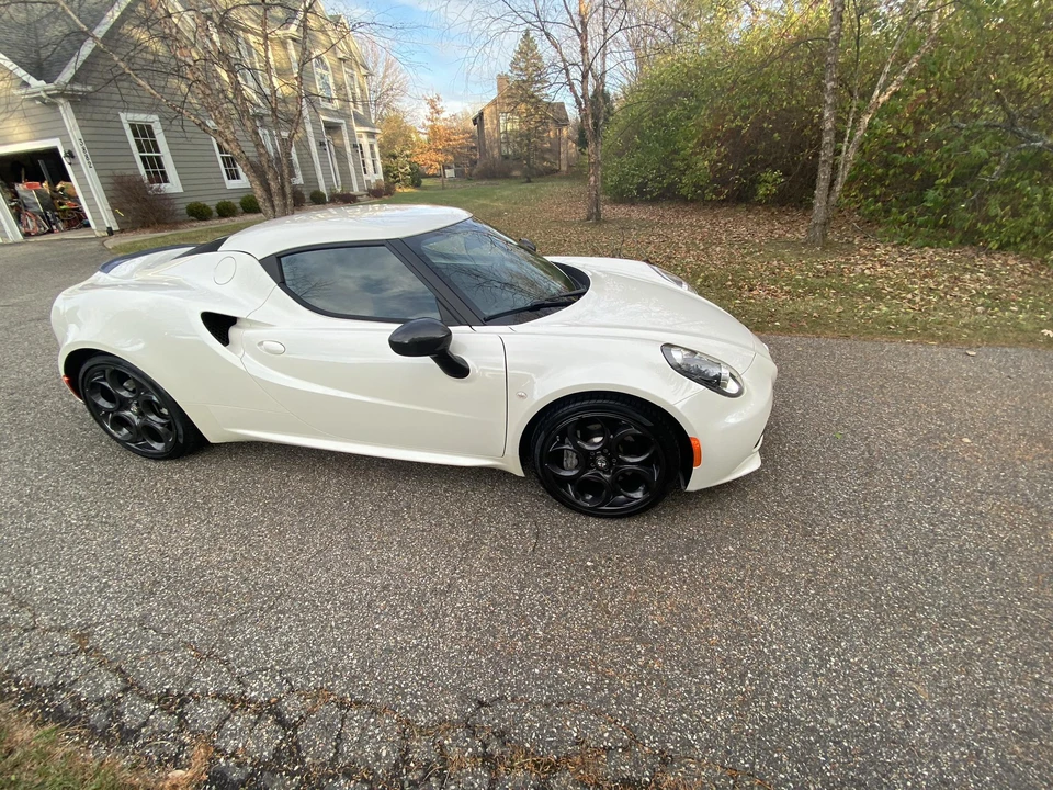 2016 Alfa Romeo 4C Coupe - Image 20 of 31