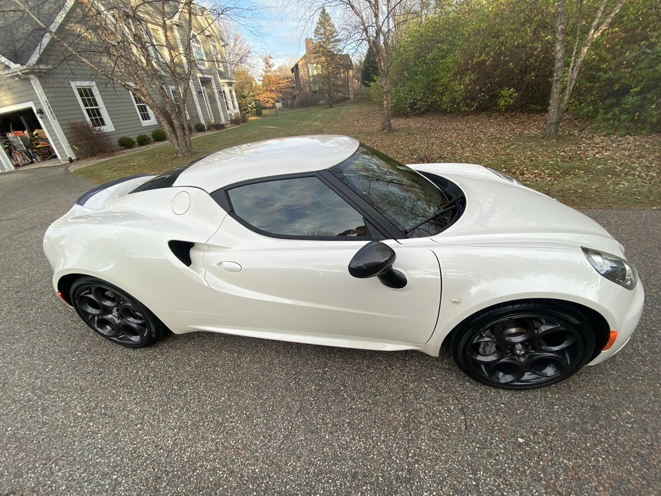 2016 Alfa Romeo 4C Coupe - Image 19 of 31