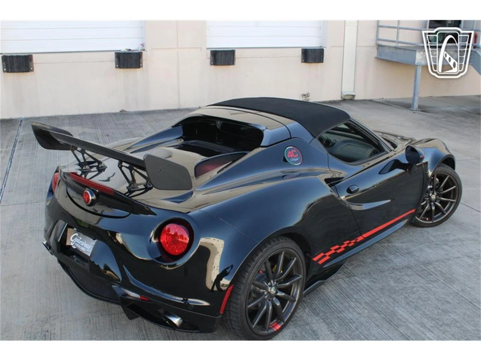 2016 Alfa Romeo 4C Coupe - Image 21 of 31