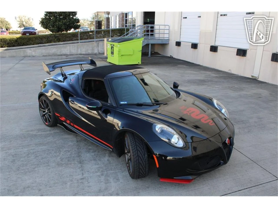 2016 Alfa Romeo 4C Coupe - Image 27 of 31