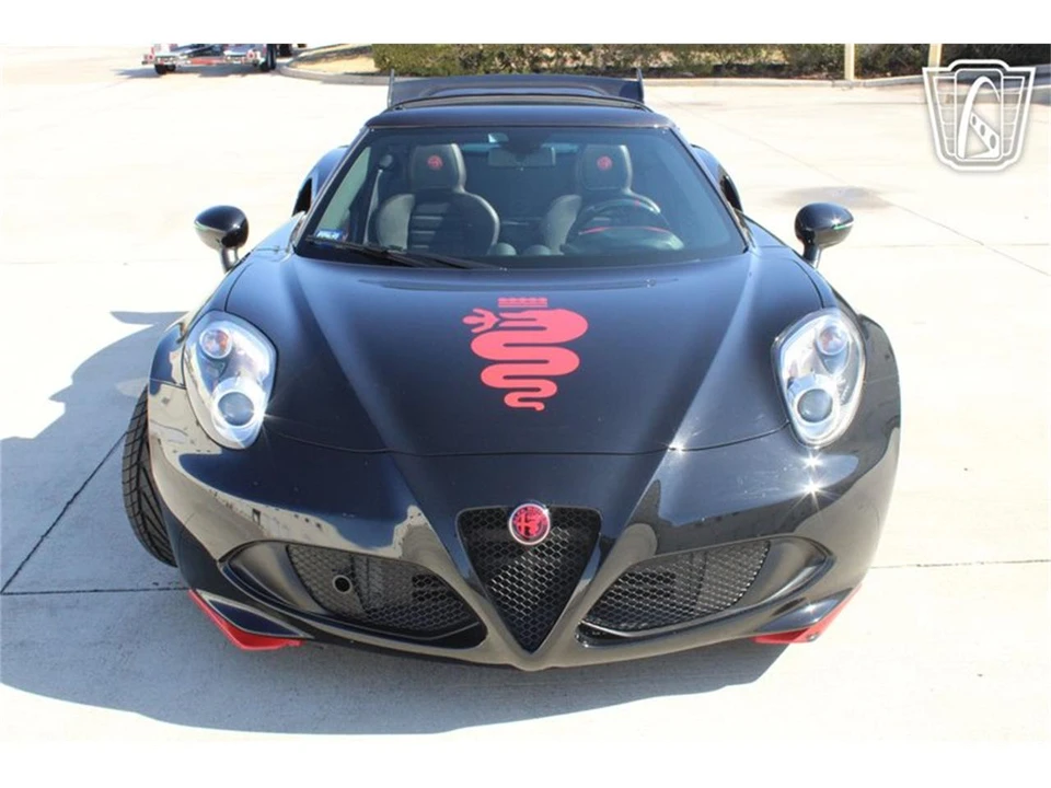2016 Alfa Romeo 4C Coupe - Image 5 of 31
