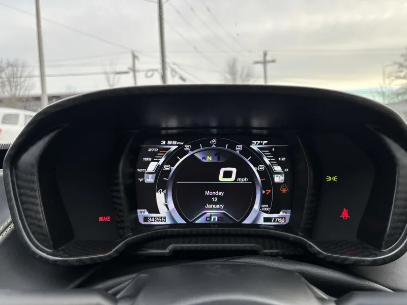 2016 Alfa Romeo 4C - Image 9 of 10