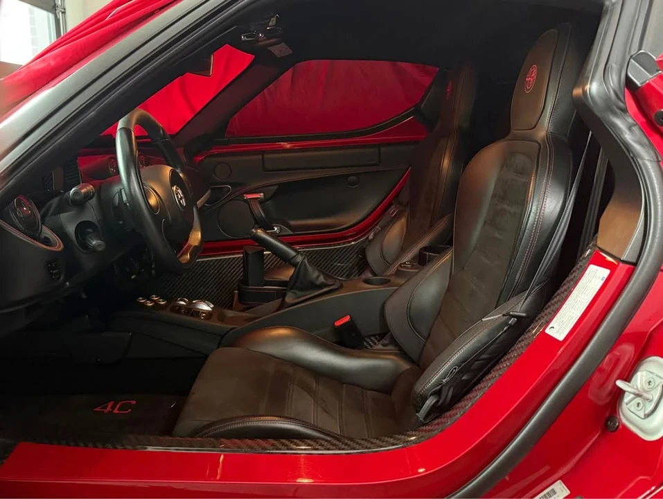 2016 Alfa Romeo 4C Coupe - Image 9 of 10