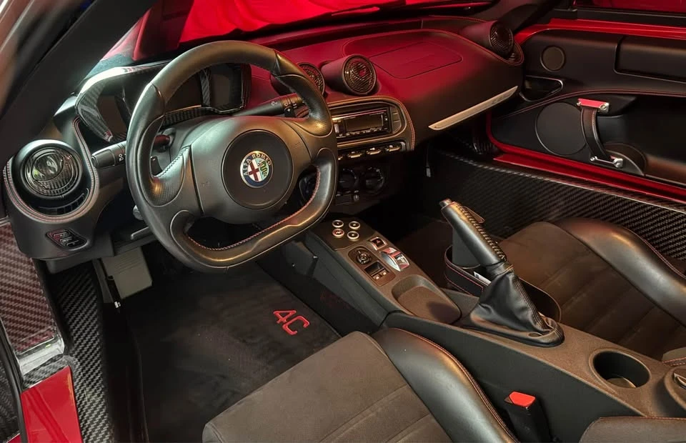 2016 Alfa Romeo 4C Coupe - Image 8 of 10