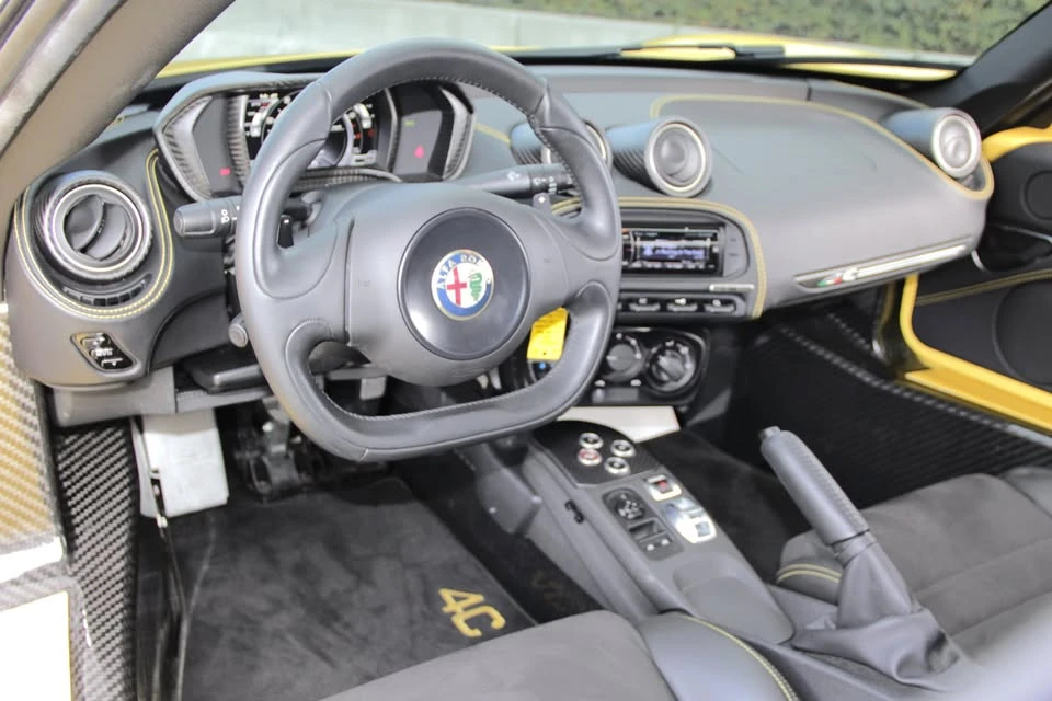 2016 Alfa Romeo 4C Spider - Image 5 of 16