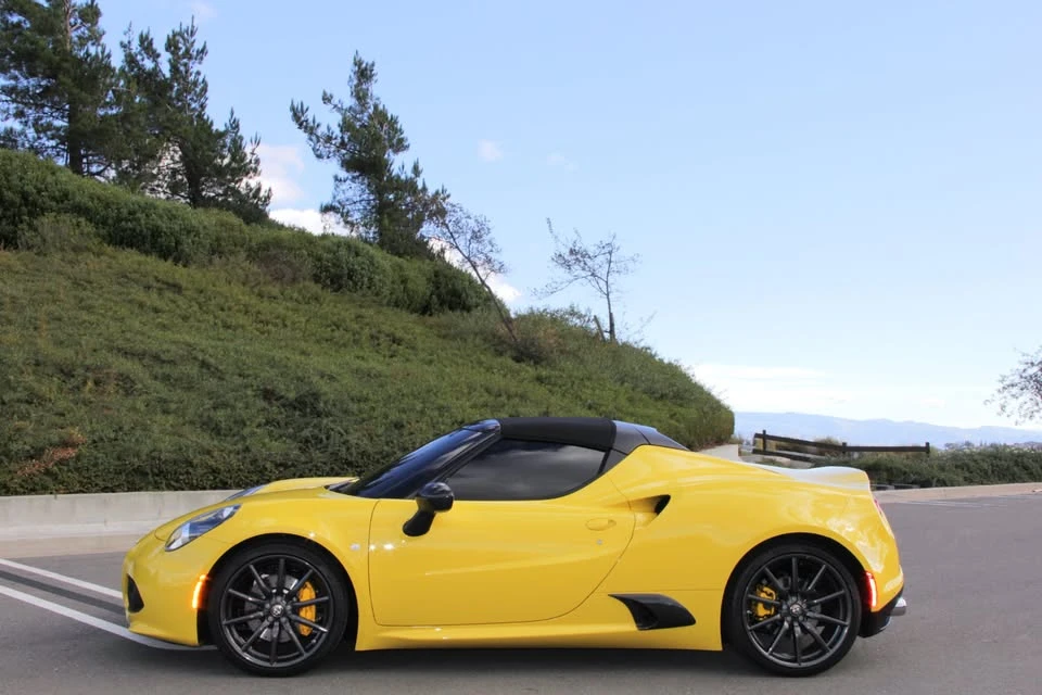 2016 Alfa Romeo 4C Spider - Image 2 of 16
