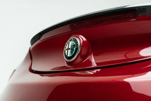2016 Alfa Romeo 4C Coupe - Image 12 of 20