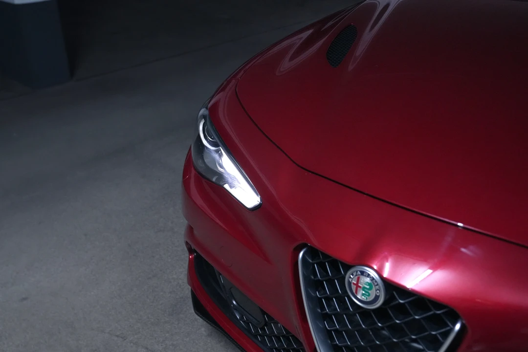 2016 Alfa Romeo Giulia Quadrifoglio - Image 22 of 31