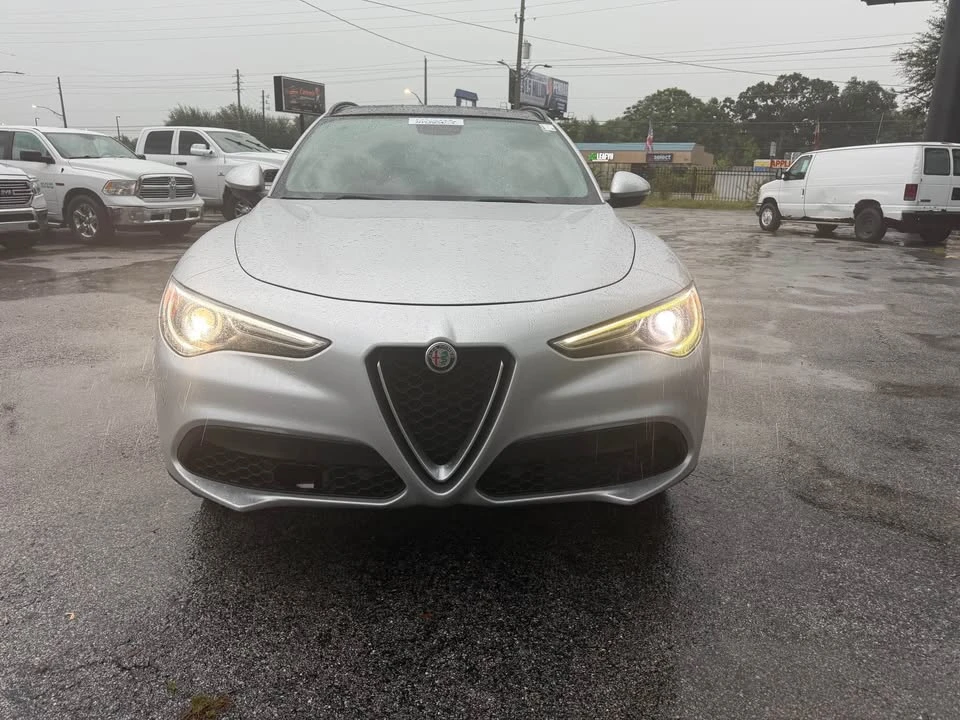 2016 Alfa Romeo Stelvio - Image 2 of 14