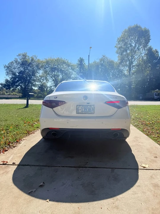 2016 Alfa Romeo Giulia - Image 6 of 18