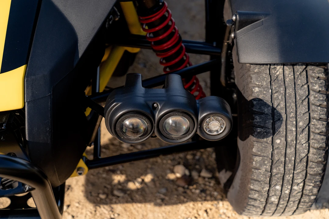 2016 Ariel - Image 29 of 31
