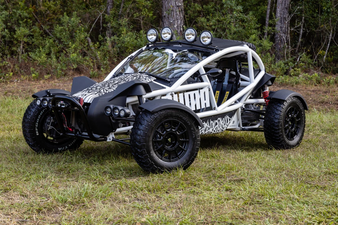 2016 Ariel - Image 2 of 31