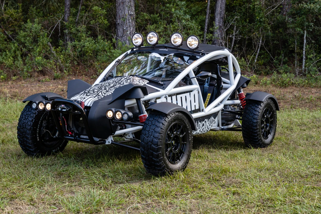 2016 Ariel - Image 4 of 31