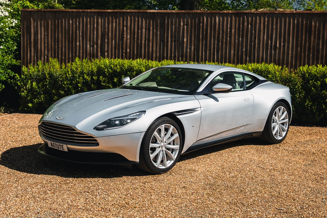 2016 Aston Martin DB11 V12 - Image 11 of 31