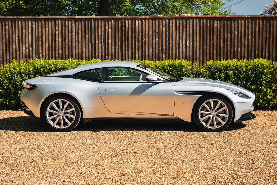 2016 Aston Martin DB11 V12 - Image 8 of 31