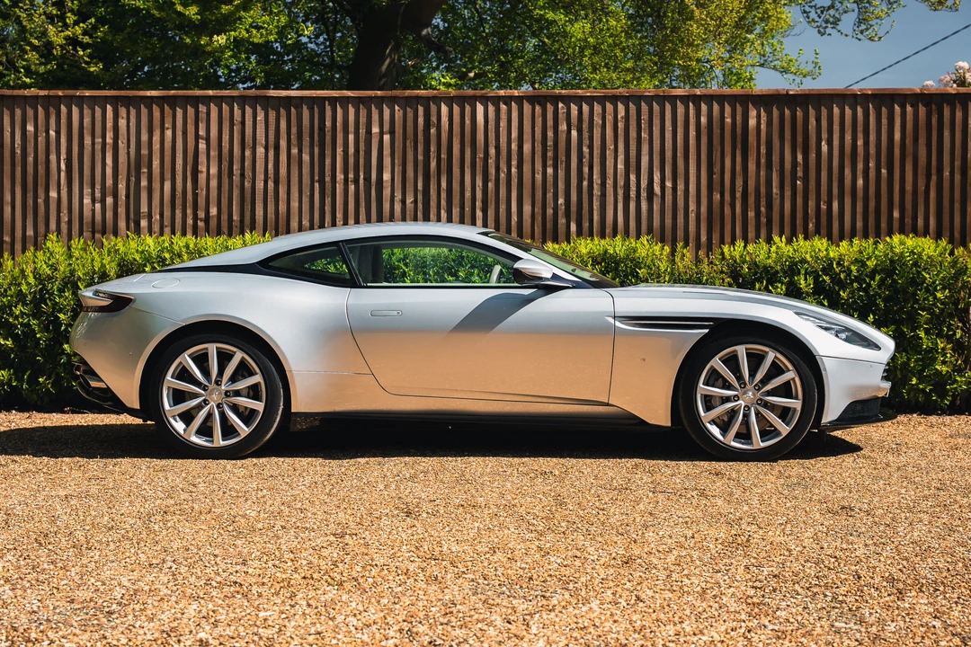 2016 Aston Martin DB11 V12 - Image 16 of 31