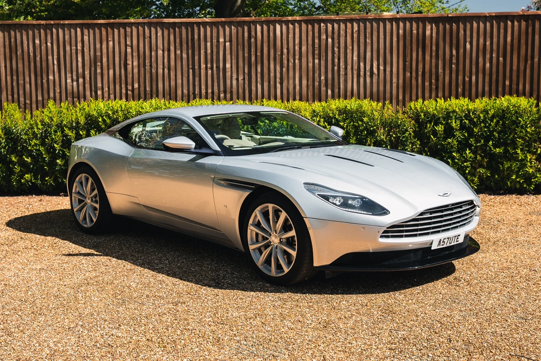 2016 Aston Martin DB11 V12 - Image 9 of 31