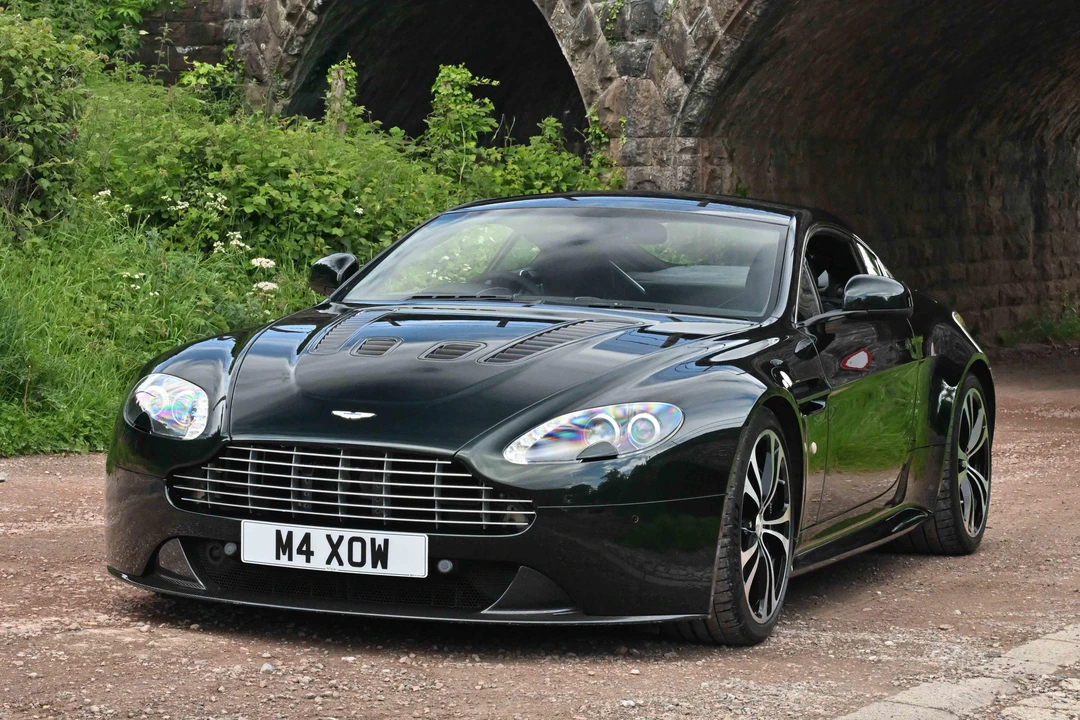 2016 Aston Martin DB11 V12 - Image 13 of 16