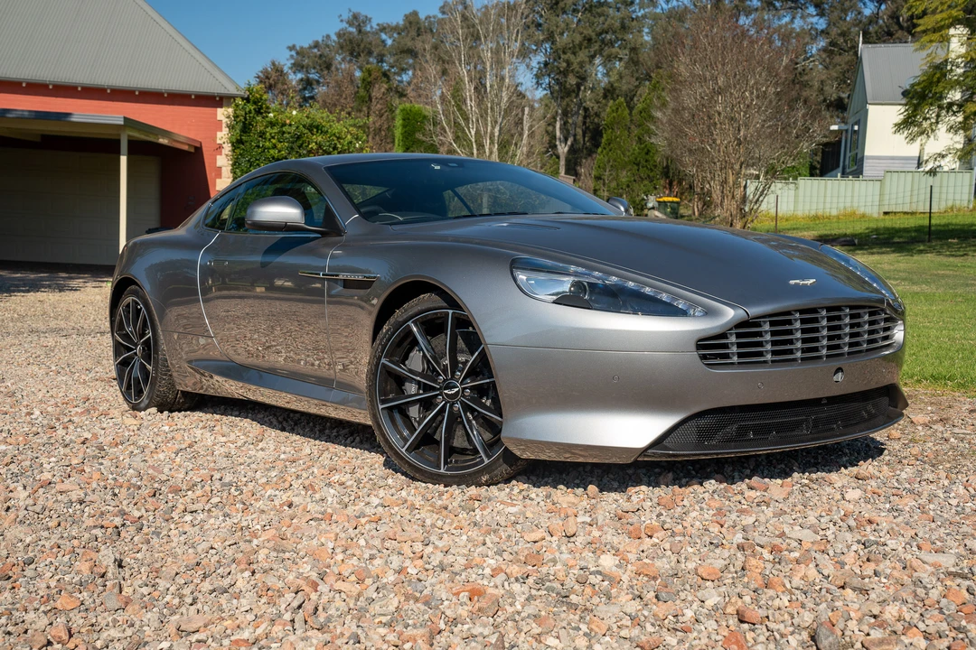 2016 Aston Martin DB9 - Image 10 of 31