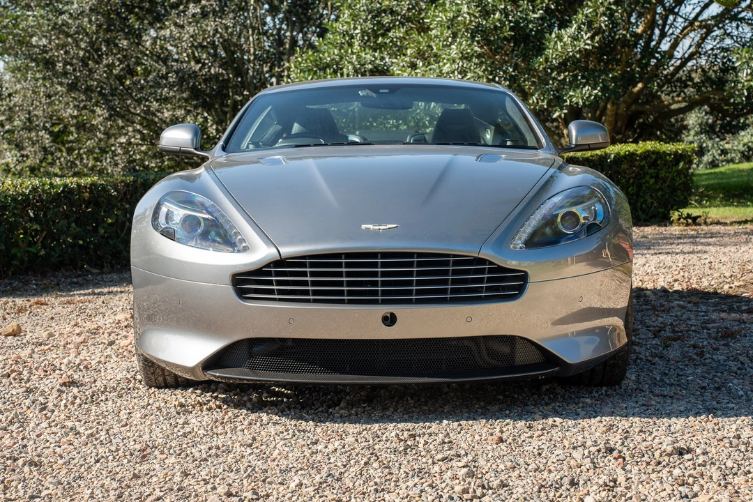 2016 Aston Martin DB9 - Image 2 of 31