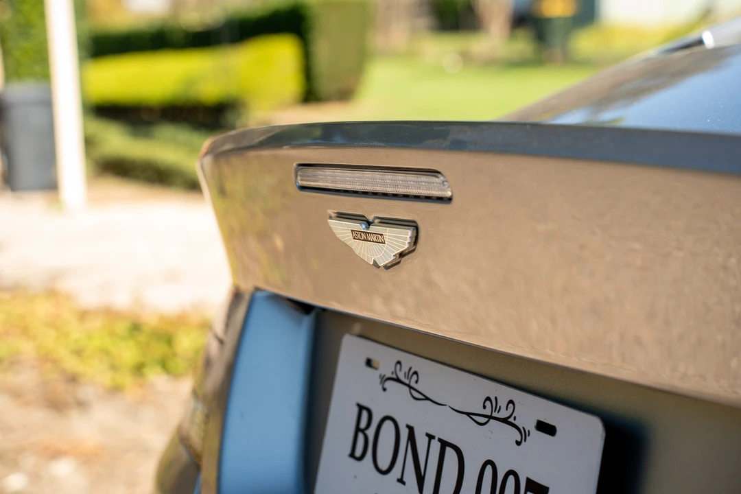 2016 Aston Martin DB9 - Image 31 of 31