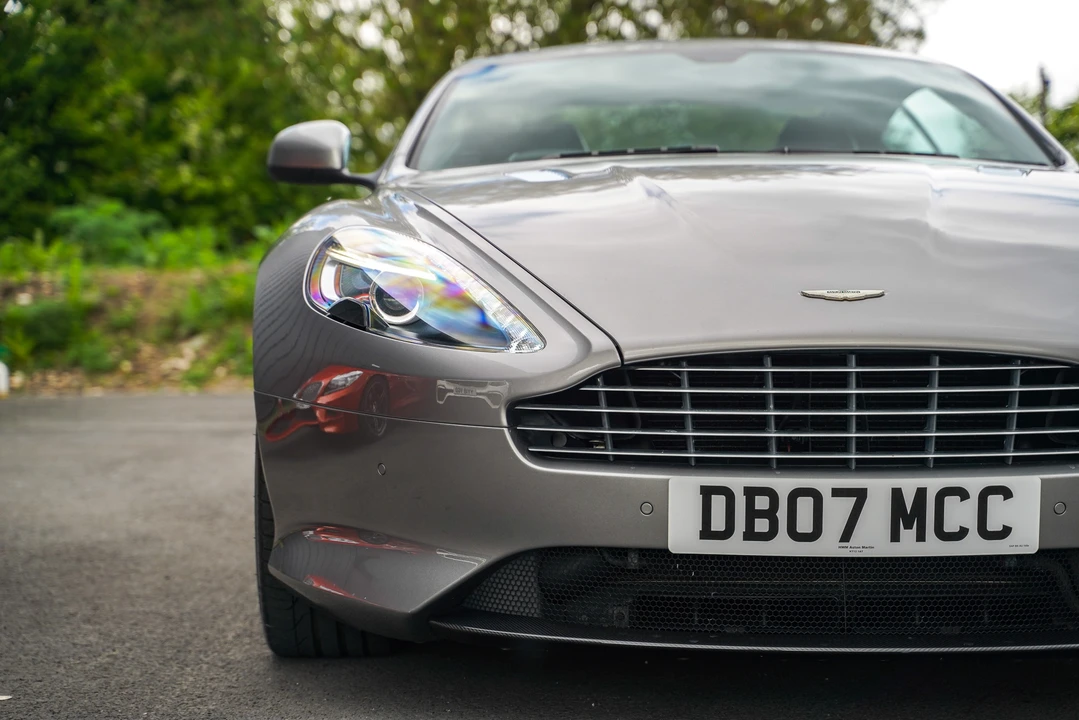 2016 Aston Martin DB9 - Image 14 of 31