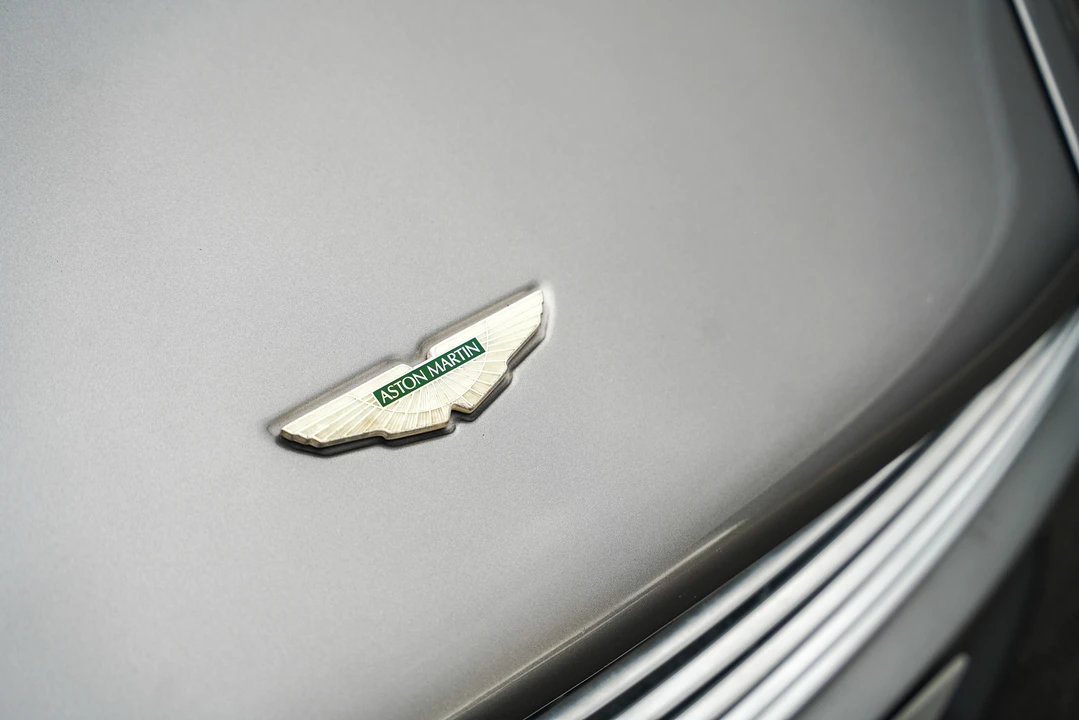 2016 Aston Martin DB9 - Image 18 of 31