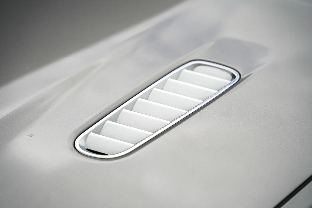 2016 Aston Martin DB9 - Image 20 of 31
