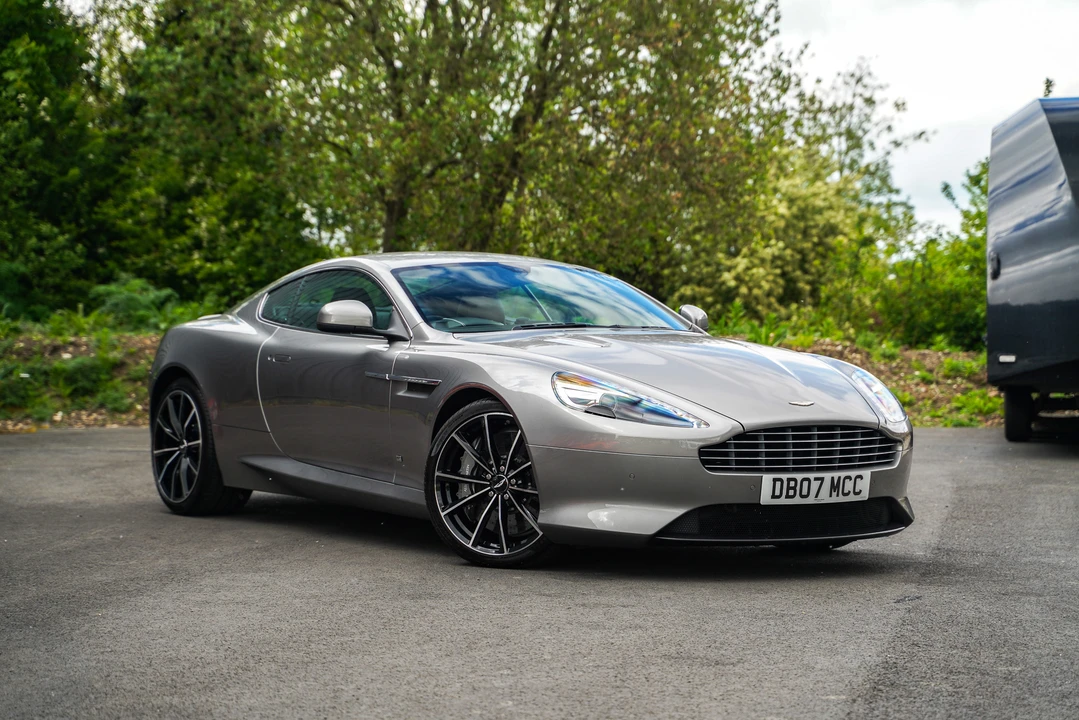 2016 Aston Martin DB9 - Image 3 of 31