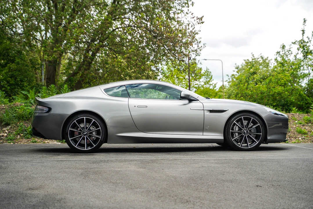 2016 Aston Martin DB9 - Image 4 of 31