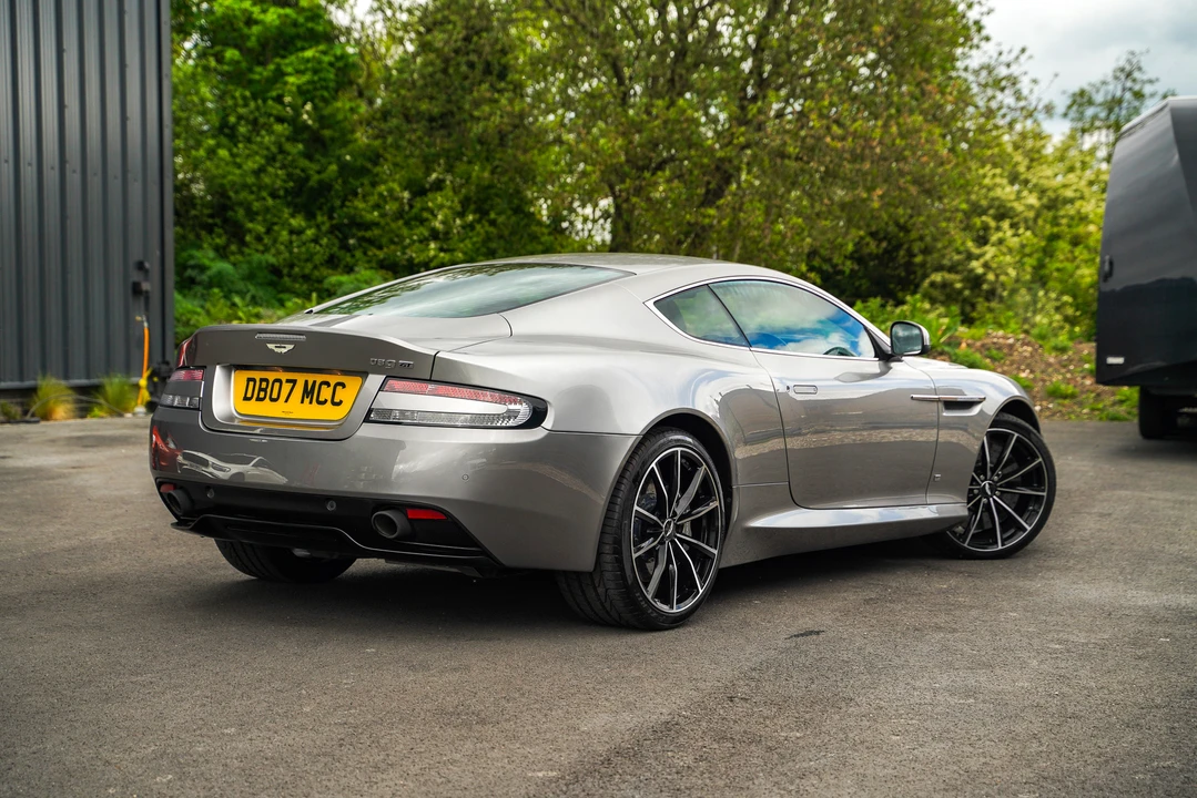 2016 Aston Martin DB9 - Image 5 of 31