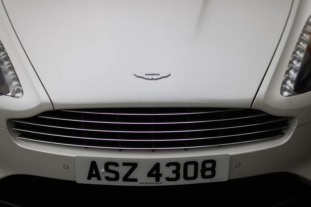 2016 Aston Martin DB9 - Image 23 of 31