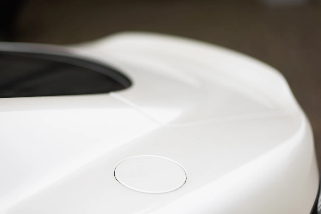 2016 Aston Martin DB9 - Image 30 of 31