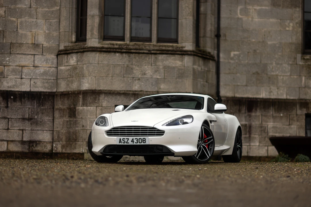 2016 Aston Martin DB9 - Image 9 of 31