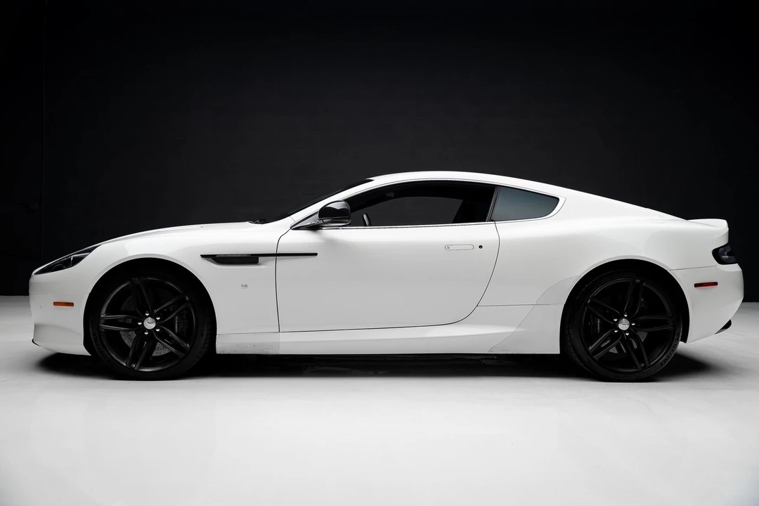 2016 Aston Martin DB9 - Image 17 of 21