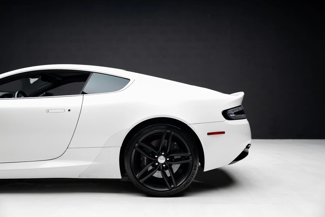 2016 Aston Martin DB9 - Image 20 of 21