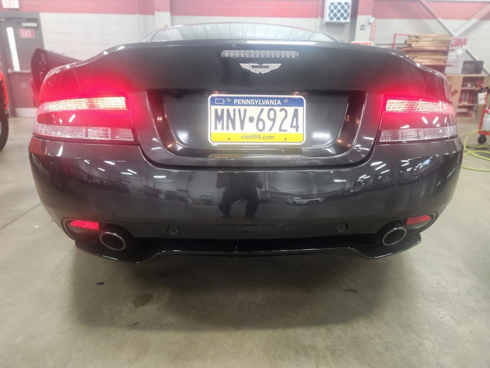 2016 Aston Martin DB9 - Image 23 of 31