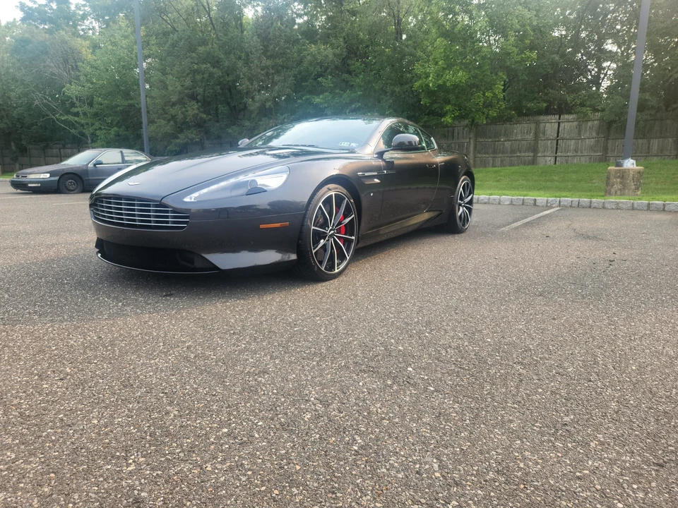 2016 Aston Martin DB9 - Image 2 of 31