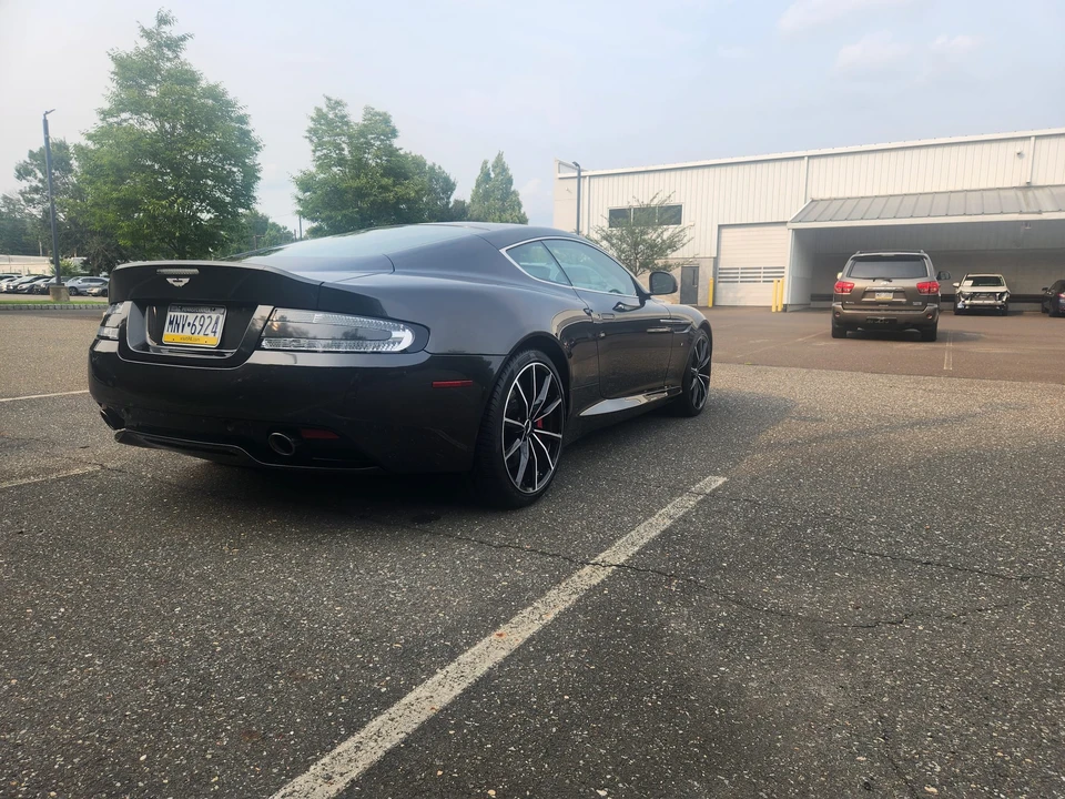 2016 Aston Martin DB9 - Image 15 of 31