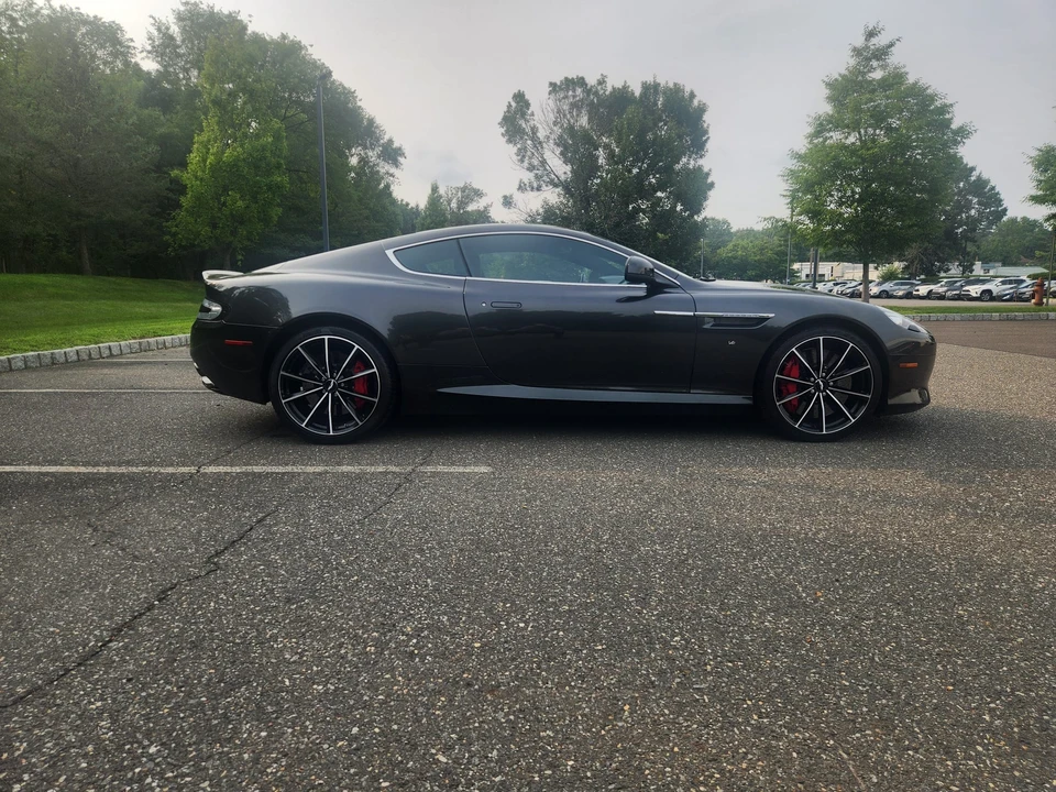 2016 Aston Martin DB9 - Image 12 of 31