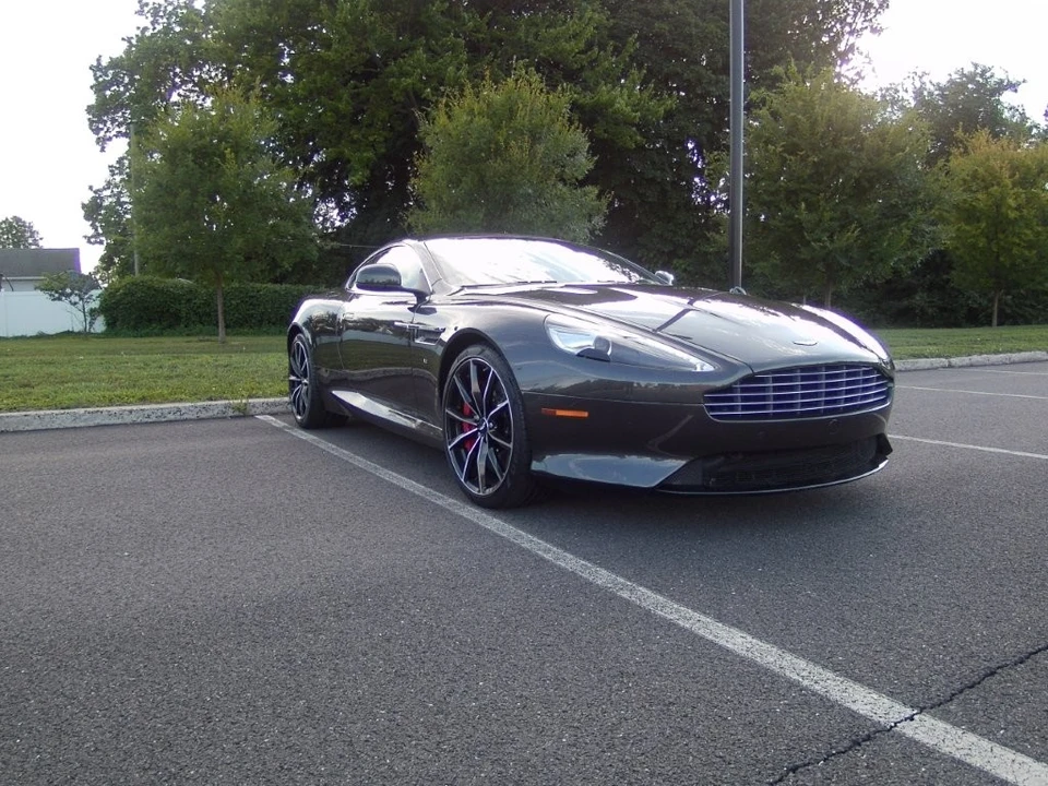 2016 Aston Martin DB9 - Image 9 of 31
