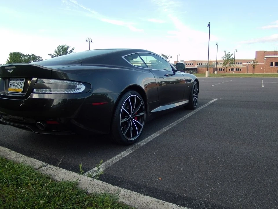 2016 Aston Martin DB9 - Image 16 of 31