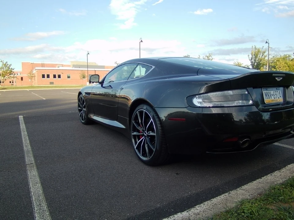2016 Aston Martin DB9 - Image 26 of 31