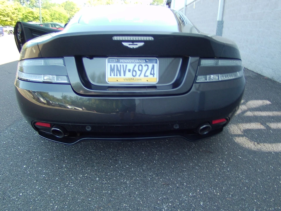 2016 Aston Martin DB9 - Image 21 of 31