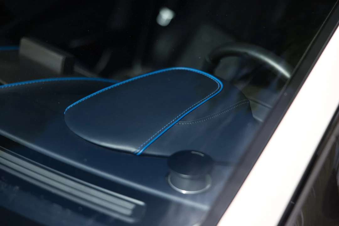 2016 Aston Martin DB9 - Image 9 of 31
