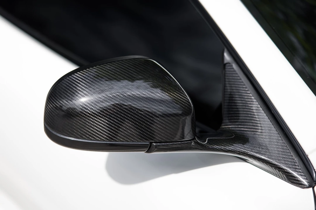 2016 Aston Martin DB9 - Image 17 of 31