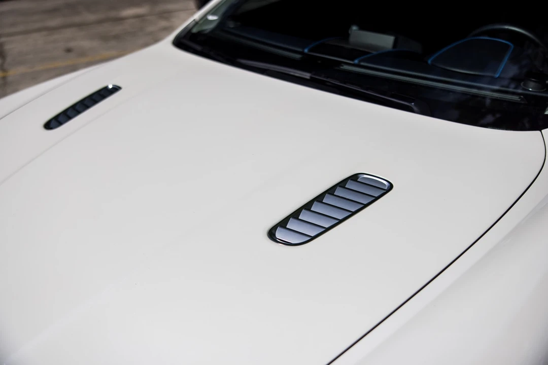 2016 Aston Martin DB9 - Image 13 of 31