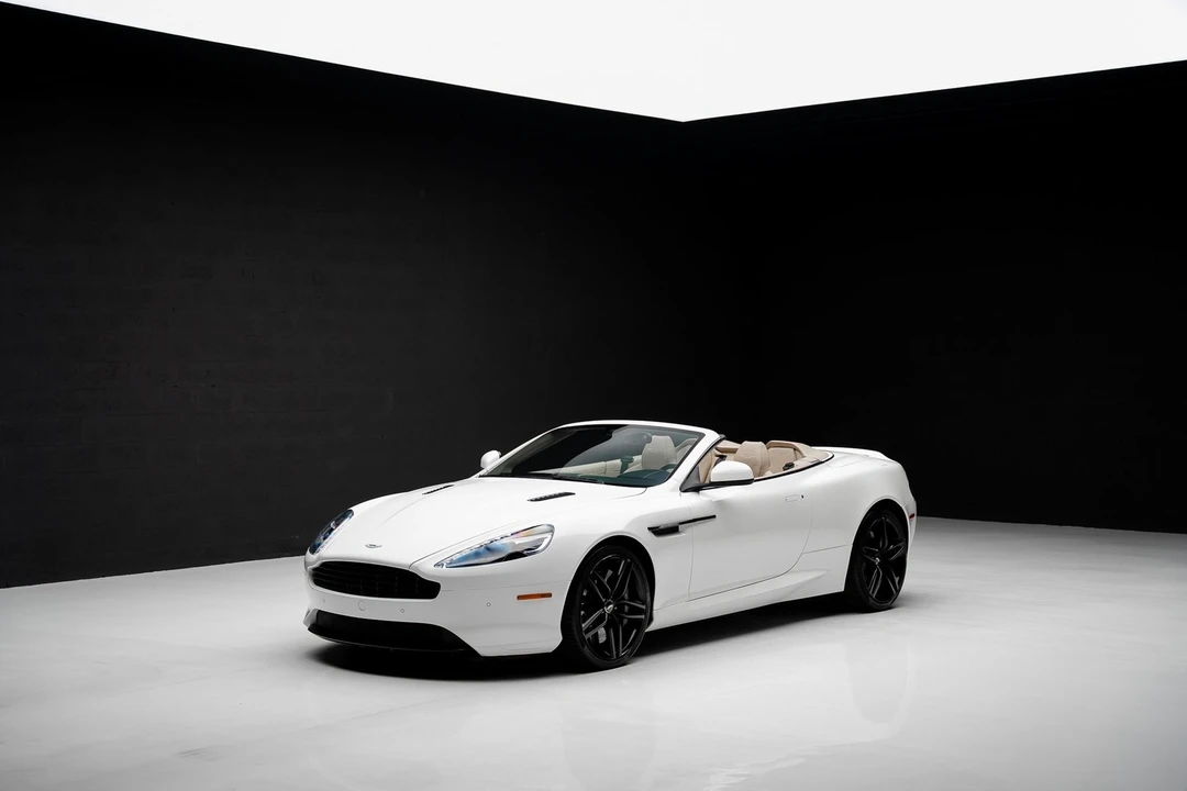 2016 Aston Martin DB9 - Image 5 of 21